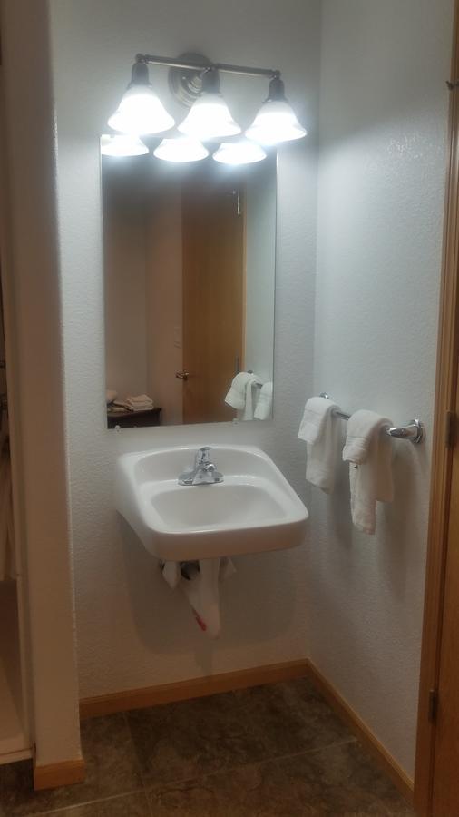 Howard'S Motel Glendo Ngoại thất bức ảnh